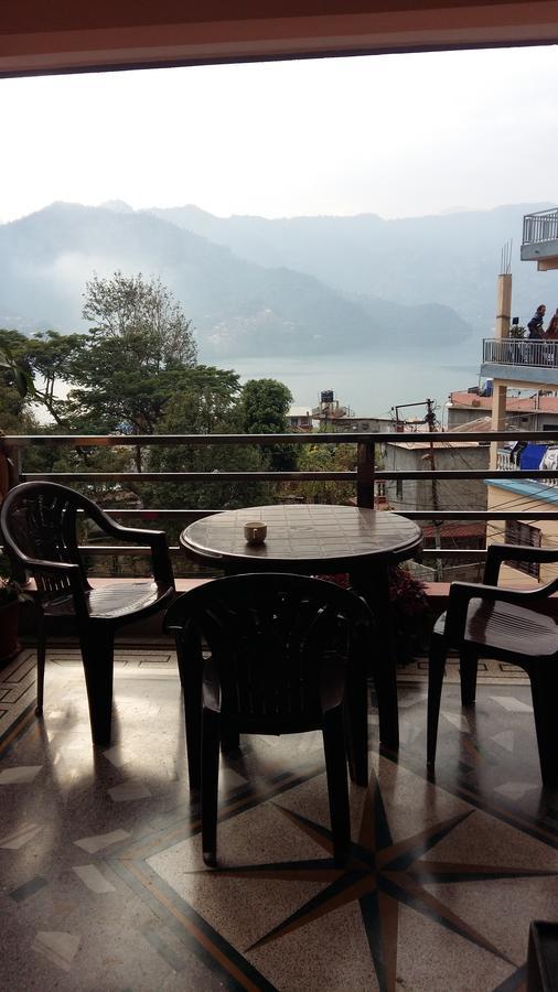 Hotel Bhadrakali Pokhara Inn Екстер'єр фото