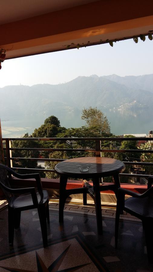 Hotel Bhadrakali Pokhara Inn Екстер'єр фото