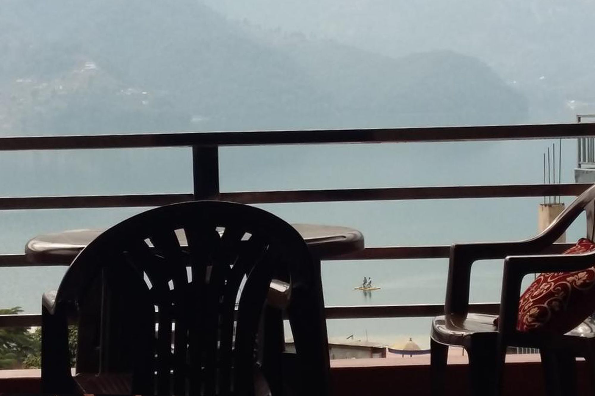 Hotel Bhadrakali Pokhara Inn Екстер'єр фото